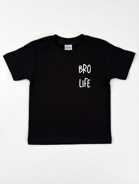 Bro life pocket graphic T-shirt